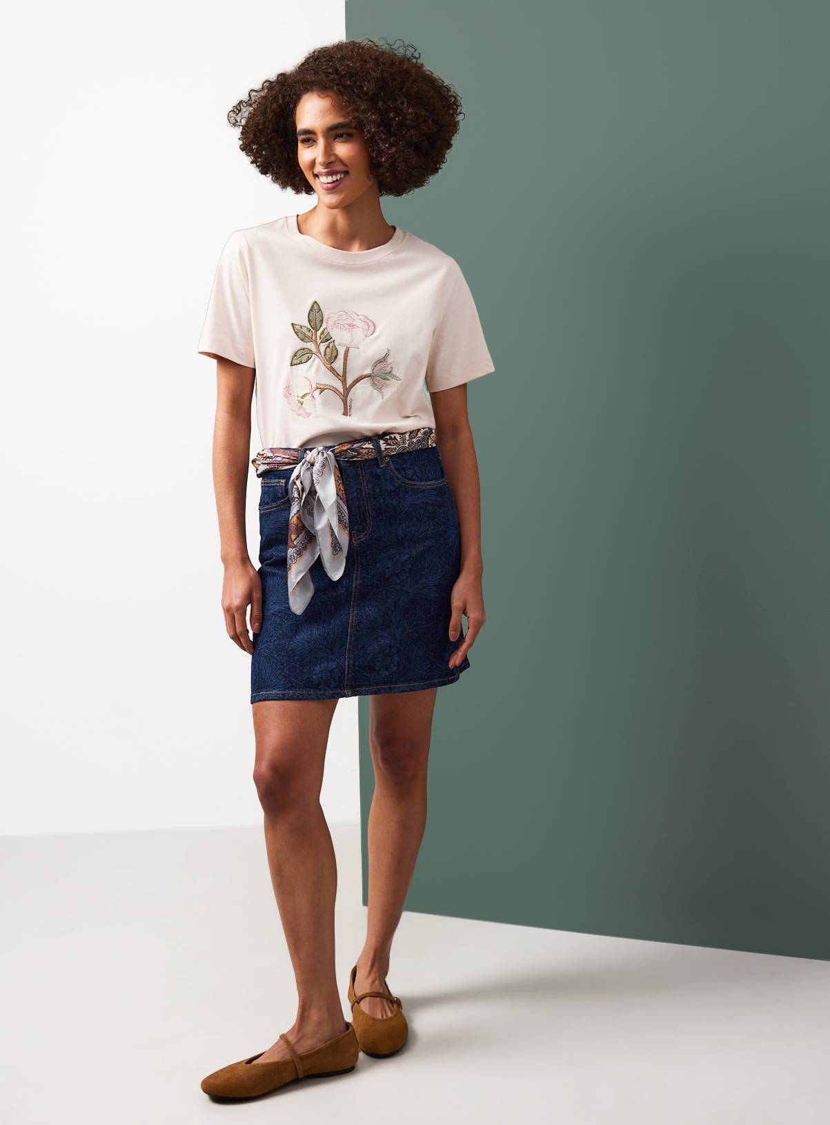 Tu x Morris & Co. Blue Floral Denim Print Mini Skirt 12 - Image 2